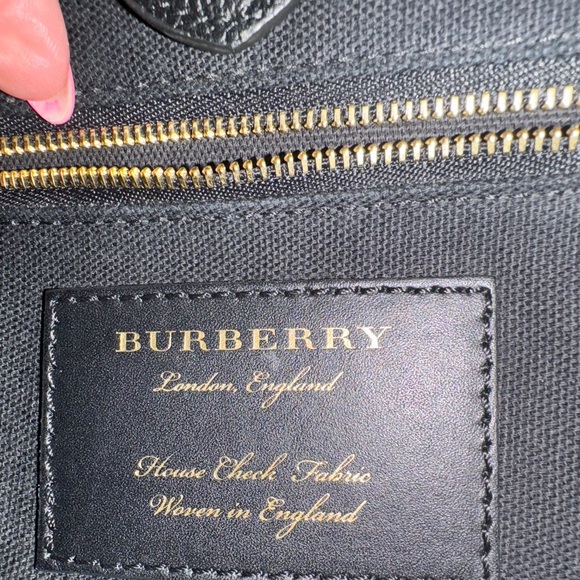 Pre-Owned Authentic Burberry Medium Banner House Check Derby Black Leath… - Picture 6 of 15